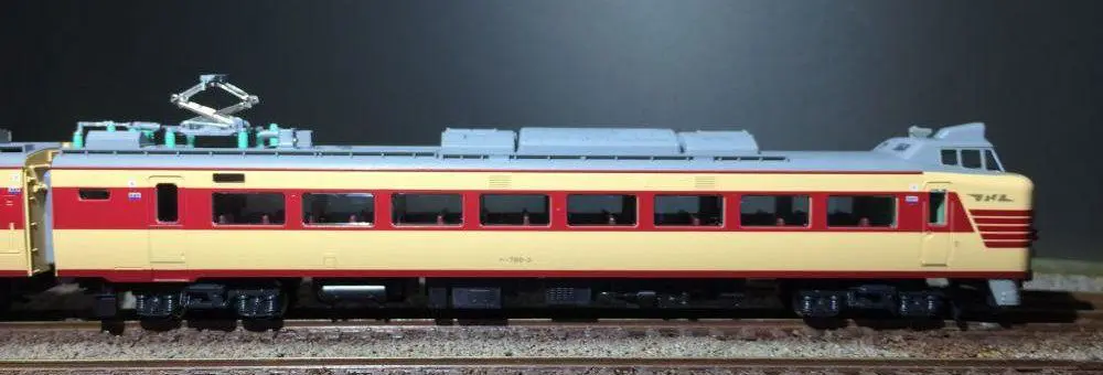 KATO 781系 北の特急電車 入線です。 品番10-1327 | NGaugeJP - 横濱