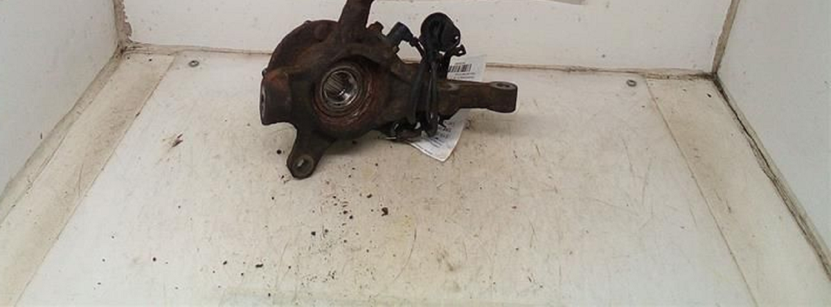 2004-2006 Scion xA Driver Left Front Spindle Knuckle OEM | eBay