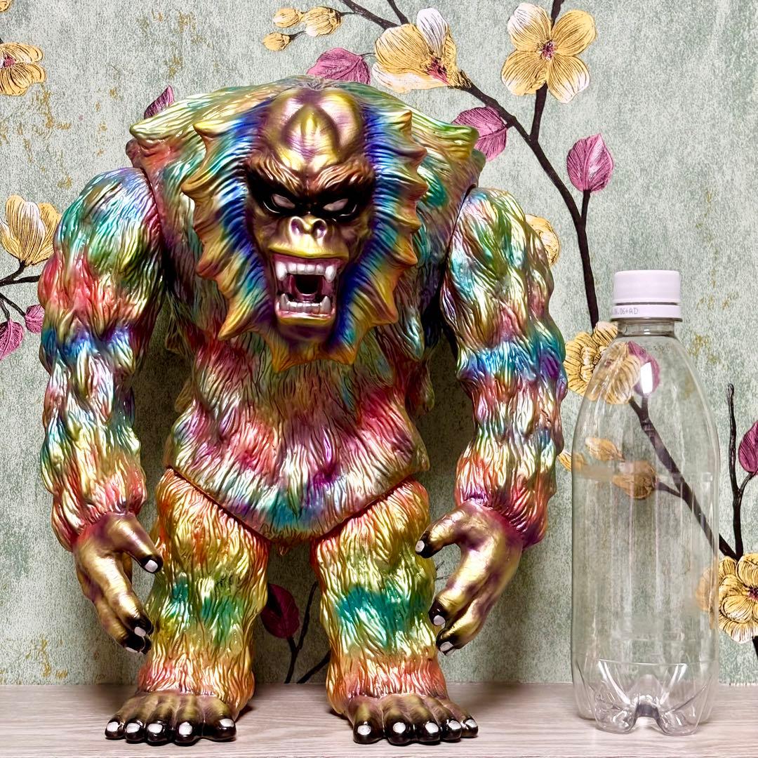 GEEK! 『獣人オメガ 金猿』 カスタム塗装 ソフビ インディーズ 30cm！ GEEK! 『獣人オメガ 金猿』 カスタム塗装 ソフビ インディーズ 30cm