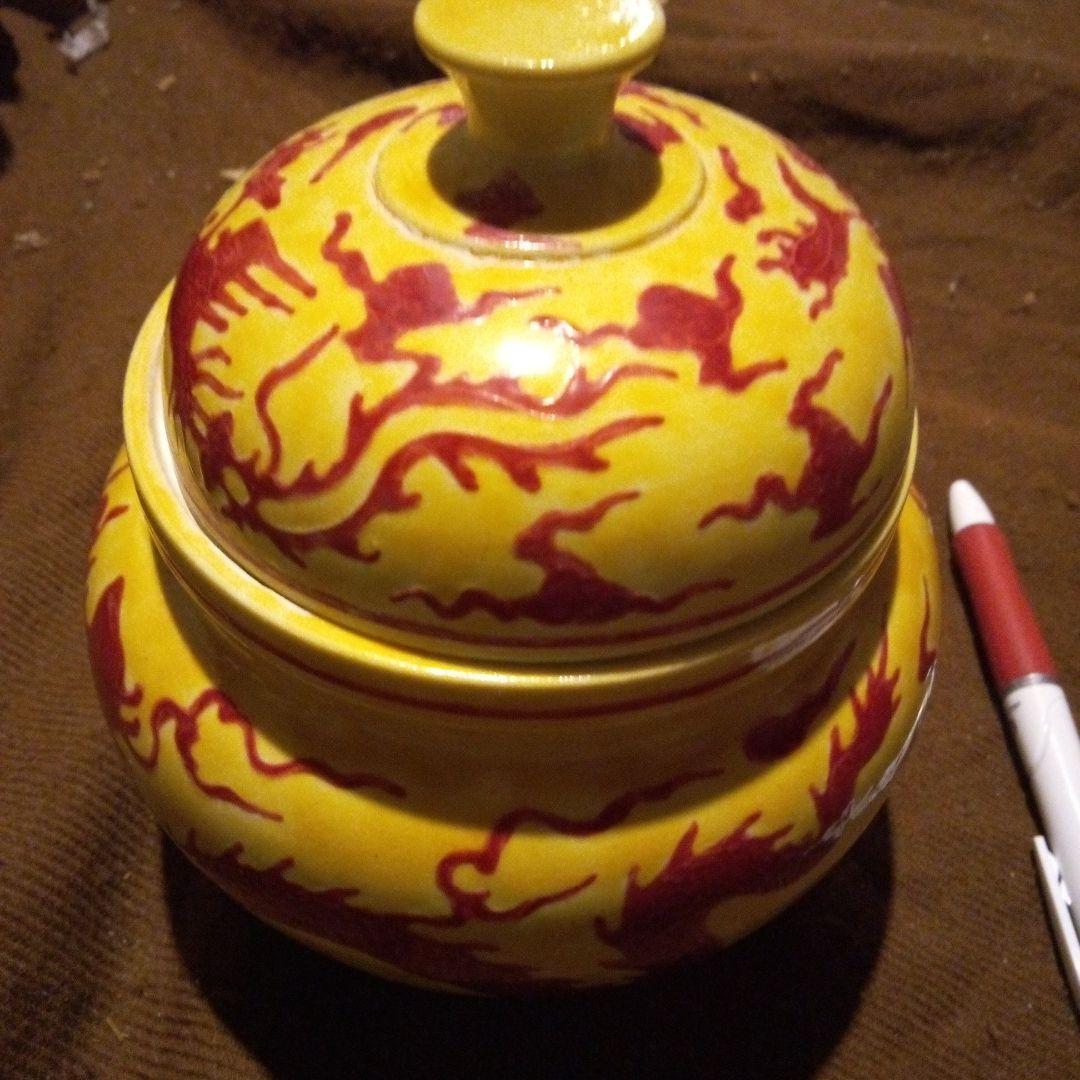 中国陶磁器　明成化　三足香合 形物香合 染附 角繋 明時代末 | 古美術ささき