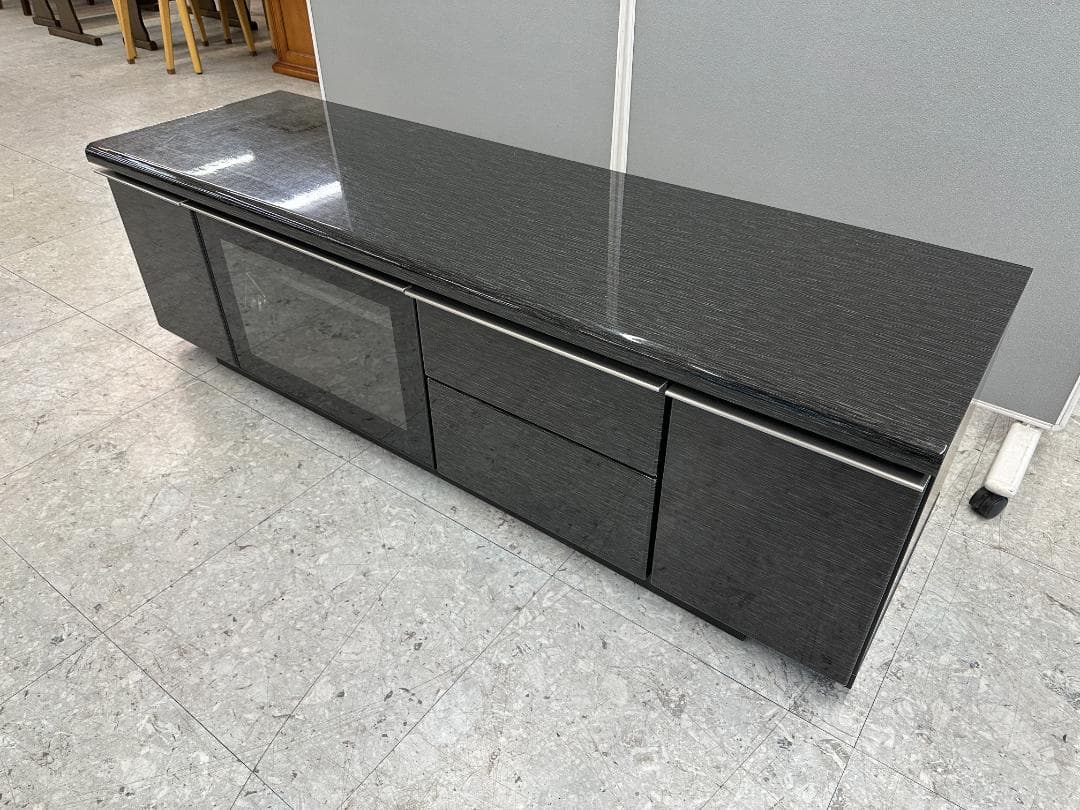 ニトリ　テレビボード　ポスティア150　ブラック 楽天市場】[幅150cm] 光沢のある木目模様が美しいローボード
